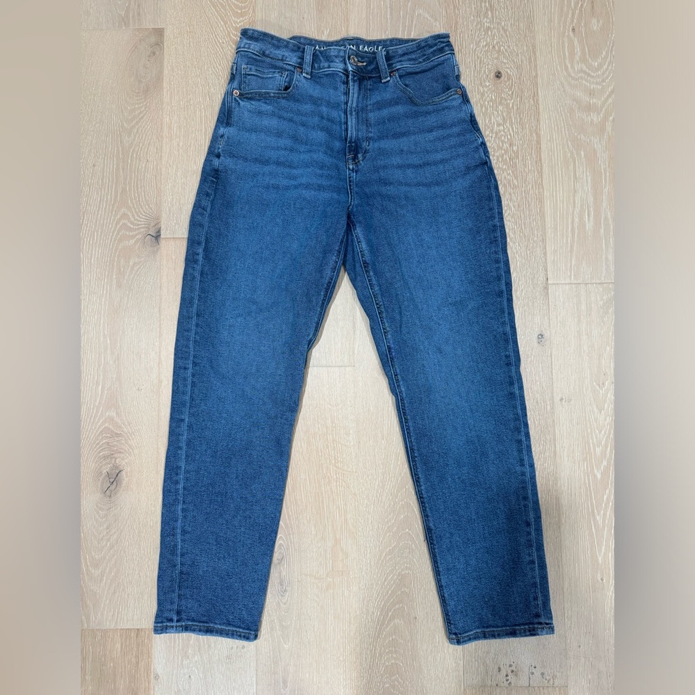 American Eagle Mom Jeans